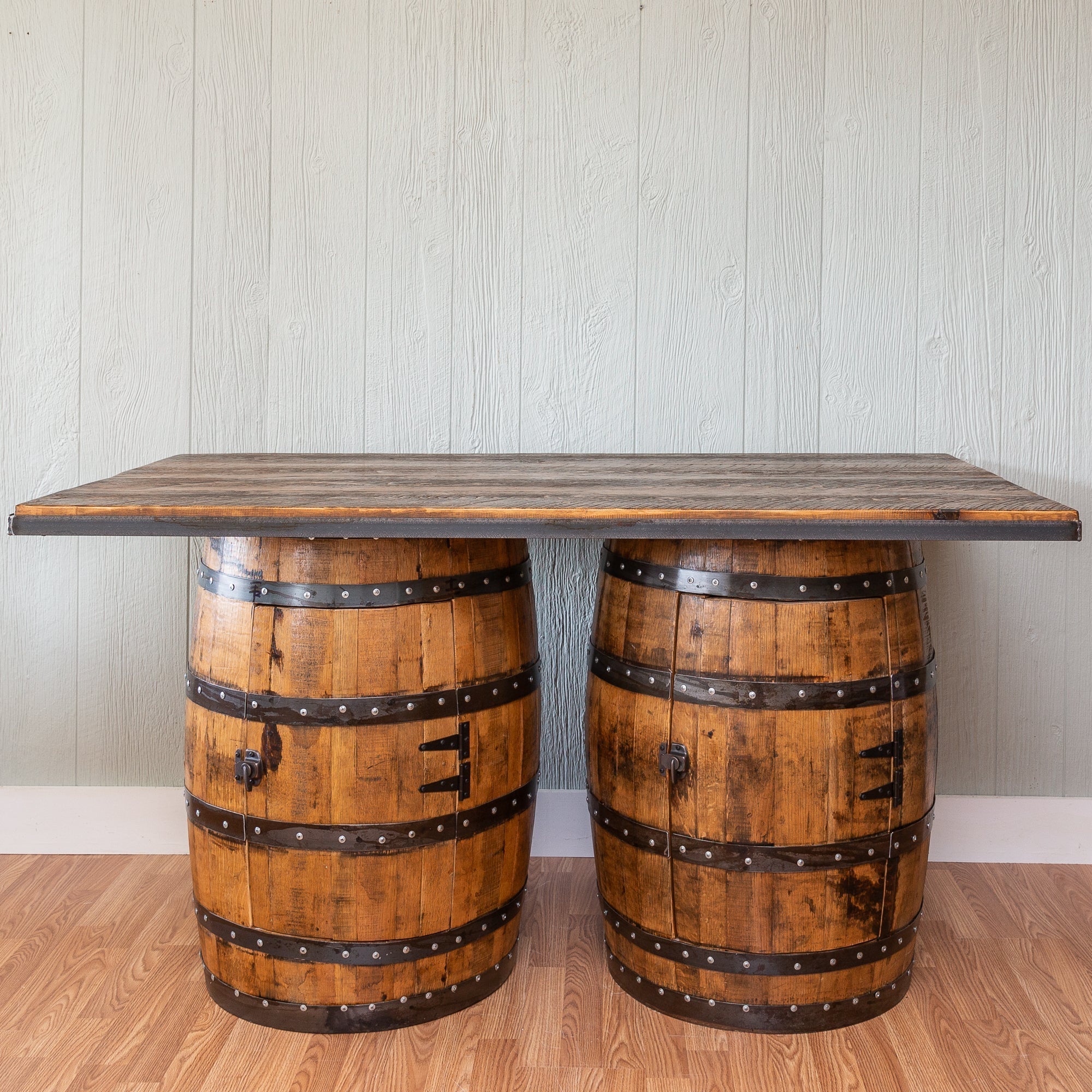 Napa East Whiskey Barrel Bar with 4 Barstools - The Bar Design